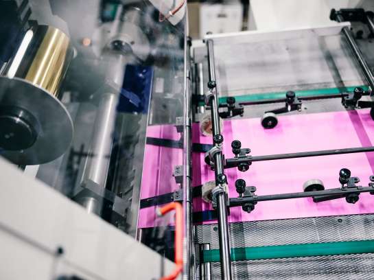 Rheinpack - Vollkarton Verpackungen - Verkaufsverpackungen - Promotionsverpackungen - Süsswarenverpackungen - Geschenkverpackungen - Wellkarton Verpackungen - Graukarton Verpackungen - Stulpdeckelschachel - Klappdeckelschachteln - Archivschachteln - Lagerschachteln - Faltschachteln - Gitterfachstege - Kantenschoner - Rillbox - Ritzbox - Überzogene Verpackungen - RheinDesign - Rohkartonage - Geschenkverpackungen B2B - CAD Verpackungsentwicklung - Beratung Kartonverpackung - Konzeption Kartonverpackung - Produktion Kartonverpackung - Prägedruck Kartonverpackung - Papira® - Papira® Hohlwand Verpackungen - Papira® Schieber Verpackungen - Papira® Eclipse - Papira® Mini Selection - Beutel Verpackung - Schokotafel Verpackung - Papira® LOVE - Rheinpack GmbH: Ihr Partner für Verpackungen aus Karton - von der Konzeption bis zur Realisierung! Rheinpack - Solid cardboard packaging - Sales packaging - Promotional packaging - Confectionery packaging - Gift packaging - Corrugated cardboard packaging - Grey cardboard packaging - Hinged lid boxes - Folding cartons - Archive boxes - Storage boxes - Folding boxes - Grid partition inserts - Edge protectors - Crease box - Score box - Coated packaging - RheinDesign - Raw cardboard packaging - B2B gift packaging - CAD packaging development - Cardboard packaging consultation - Cardboard packaging concept - Cardboard packaging production - Embossed printing cardboard packaging - Papira® - Papira® Hollow wall packaging - Papira® Slider packaging - Papira® Eclipse - Papira® Mini Selection - Bag packaging - Chocolate bar packaging - Papira® LOVE - Rheinpack GmbH: Your partner for cardboard packaging - from concept to realization!